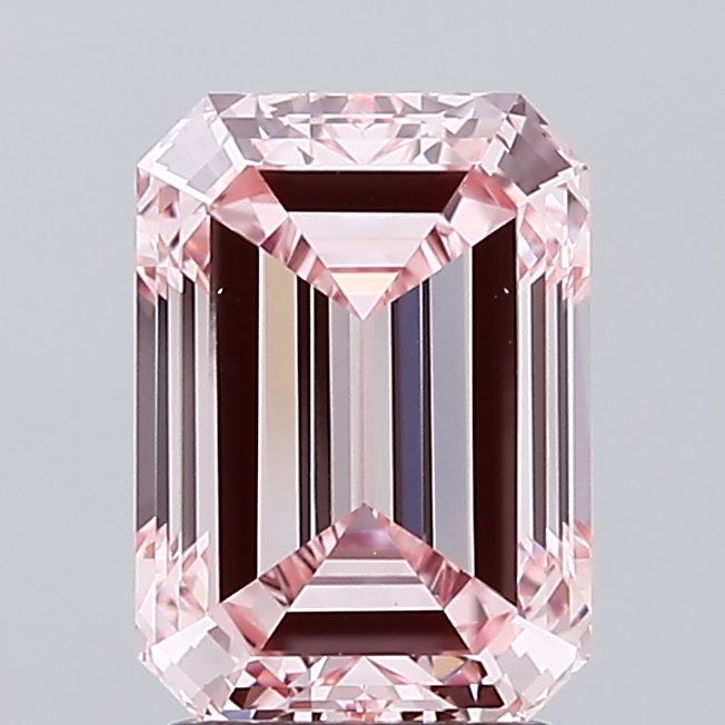 2.50ct Emerald Cut Diamond — IGI Certified · LG779660357
