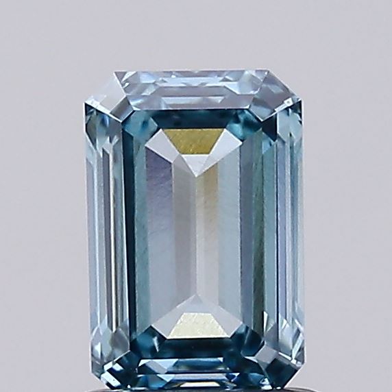 1.01ct Emerald Cut Diamond — IGI Certified · LG715552732