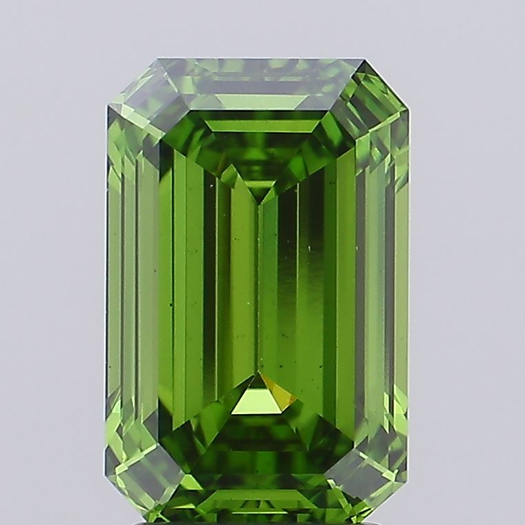 3.20ct Emerald Cut Diamond — IGI Certified · LG680587702