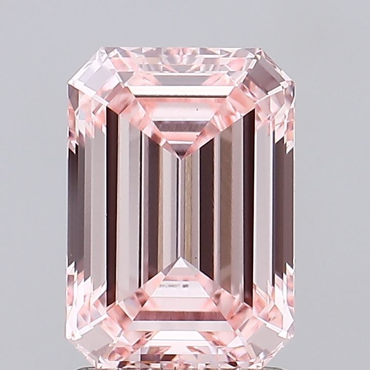 1.69ct Emerald Cut Diamond — IGI Certified · LG667457297