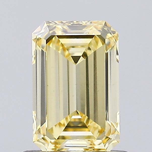 0.79ct Emerald Cut Diamond — IGI Certified · LG787666432