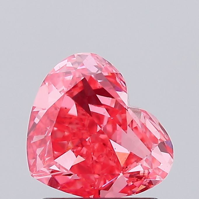 1.34ct Heart Modified Brilliant Diamond — IGI Certified · LG772689800
