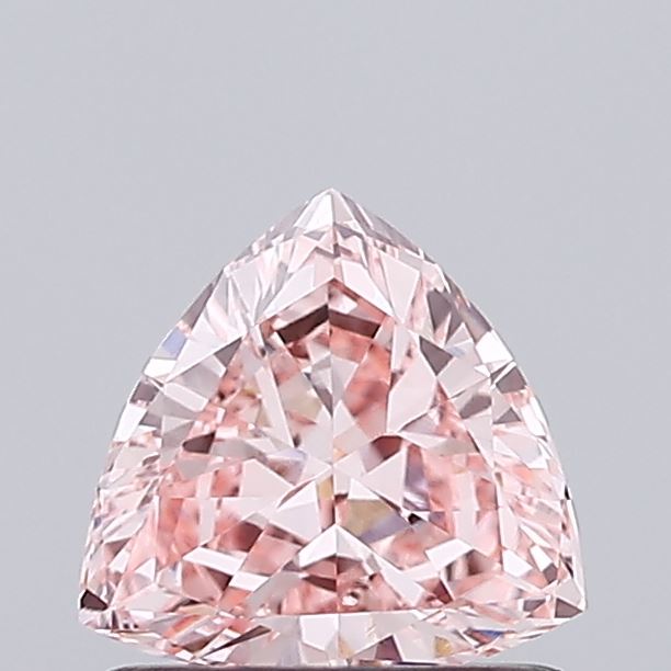 0.67ct Trilliant Diamond — IGI Certified · LG728566369