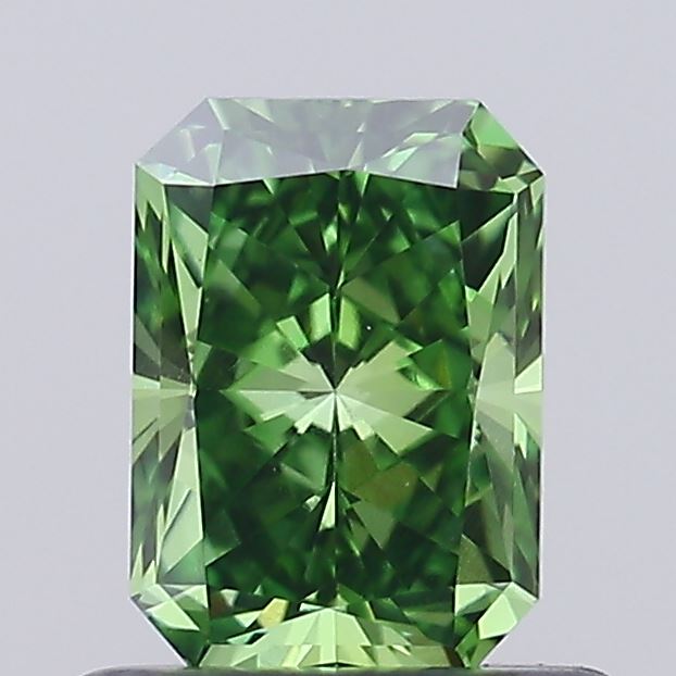 0.78ct Radiant Diamond — IGI Certified · LG774677885