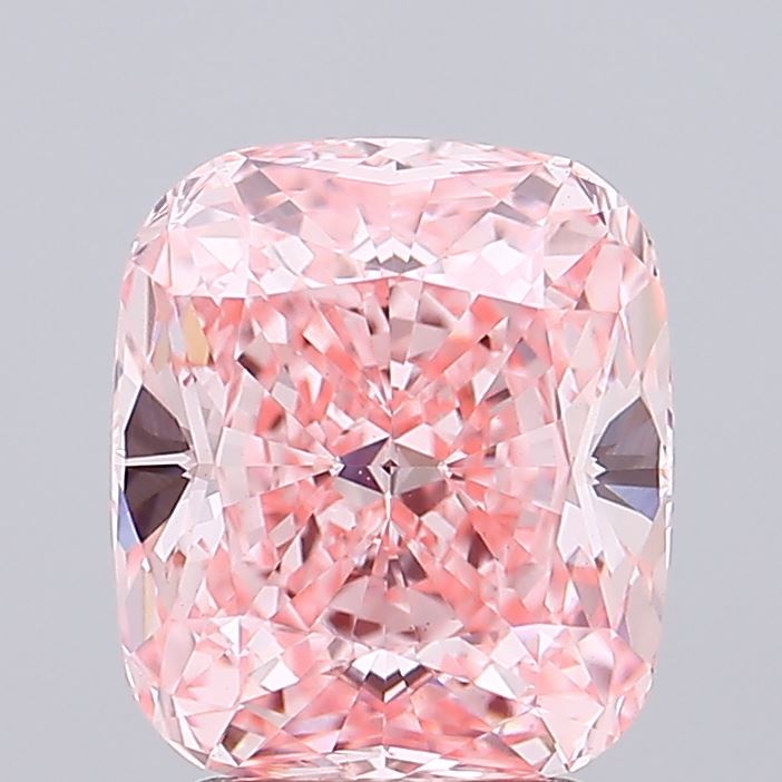 3.43ct Cushion Diamond — IGI Certified · LG720589140