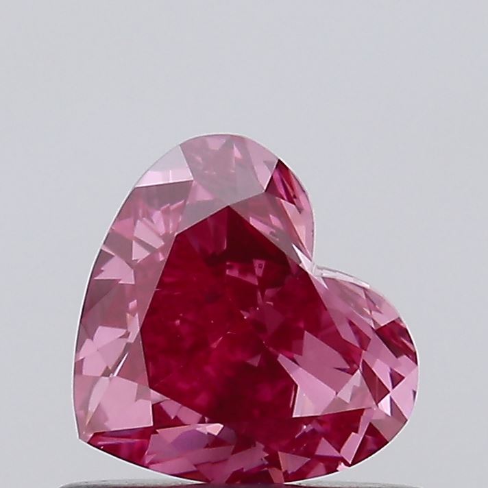0.72ct Heart Modified Brilliant Diamond — IGI Certified · LG706558559