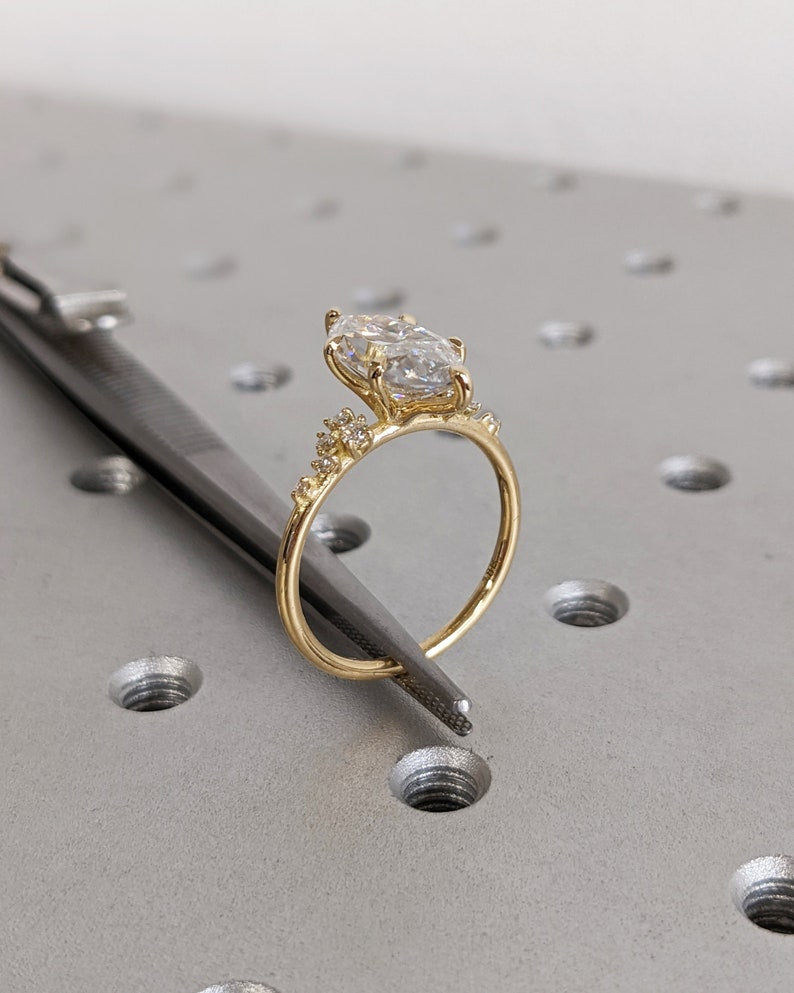Marquise diamond variation for engagement ring design