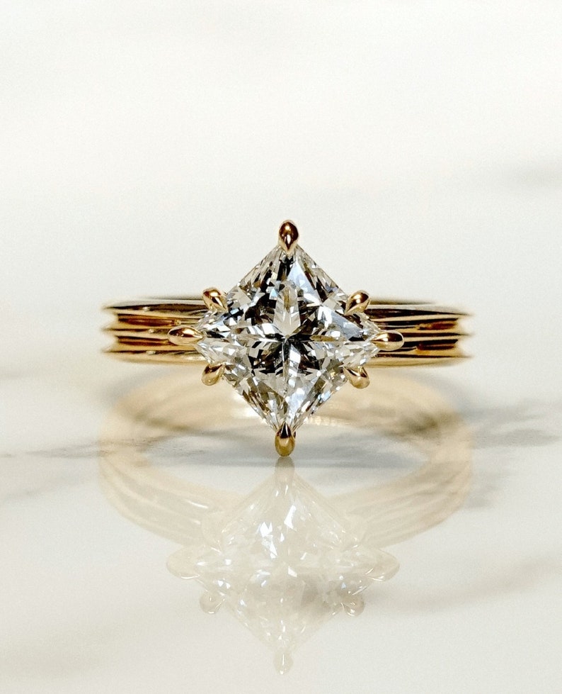 Princess cut diamond outline for engagement ring design