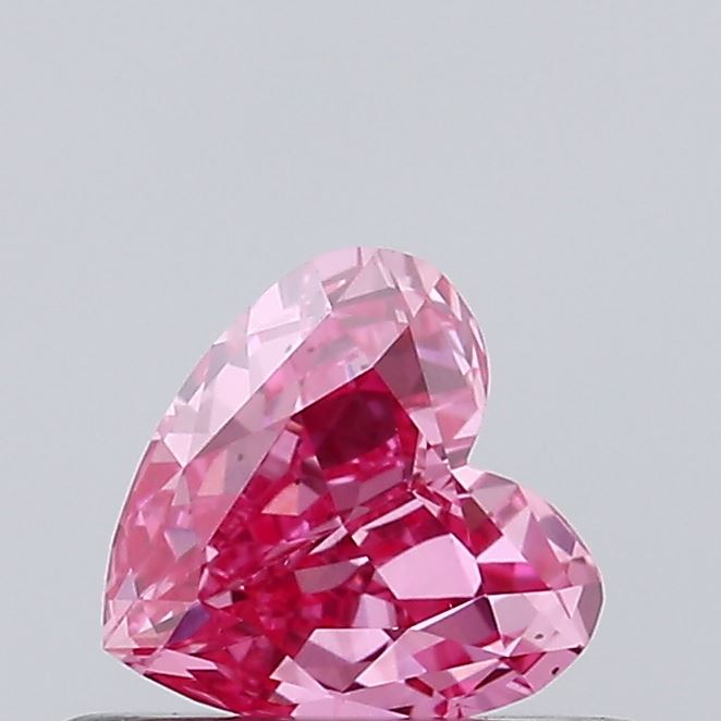 0.37ct Heart Modified Brilliant Diamond — IGI Certified · LG706564053