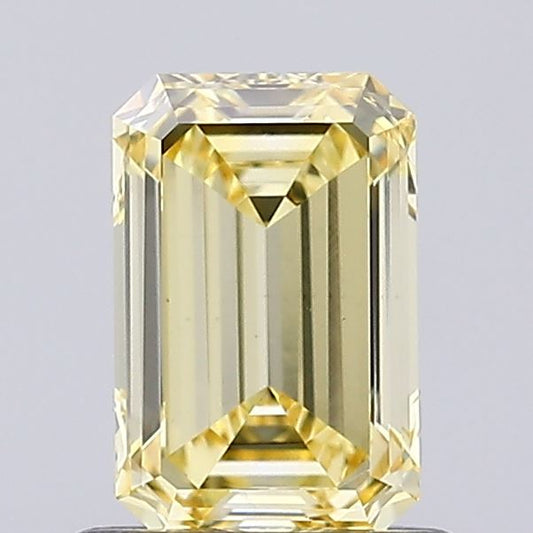 0.79ct Emerald Cut Diamond — IGI Certified · LG787666432
