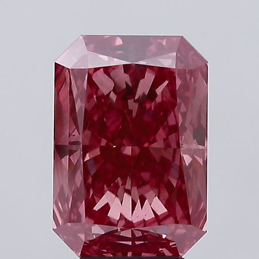 5.07ct Radiant Diamond — IGI Certified · LG696583008