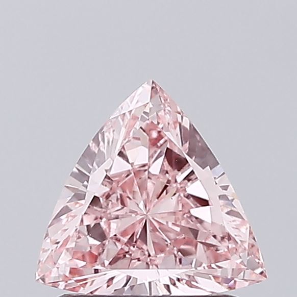 0.67ct Trilliant Diamond — IGI Certified · LG728518810