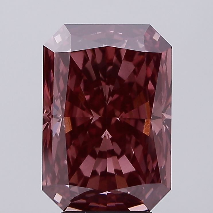 5.05ct Radiant Diamond — IGI Certified · LG696583012