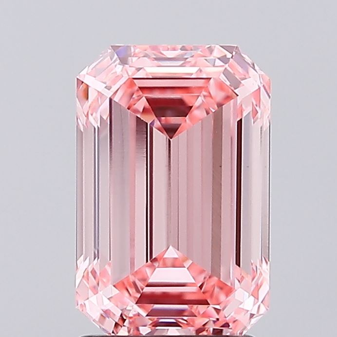 2.36ct Emerald Cut Diamond — IGI Certified · LG678575789