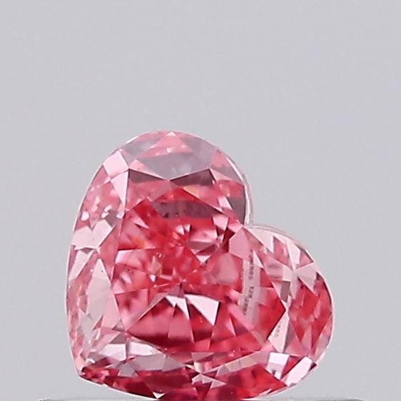 0.37ct Heart Modified Brilliant Diamond — IGI Certified · LG717582885